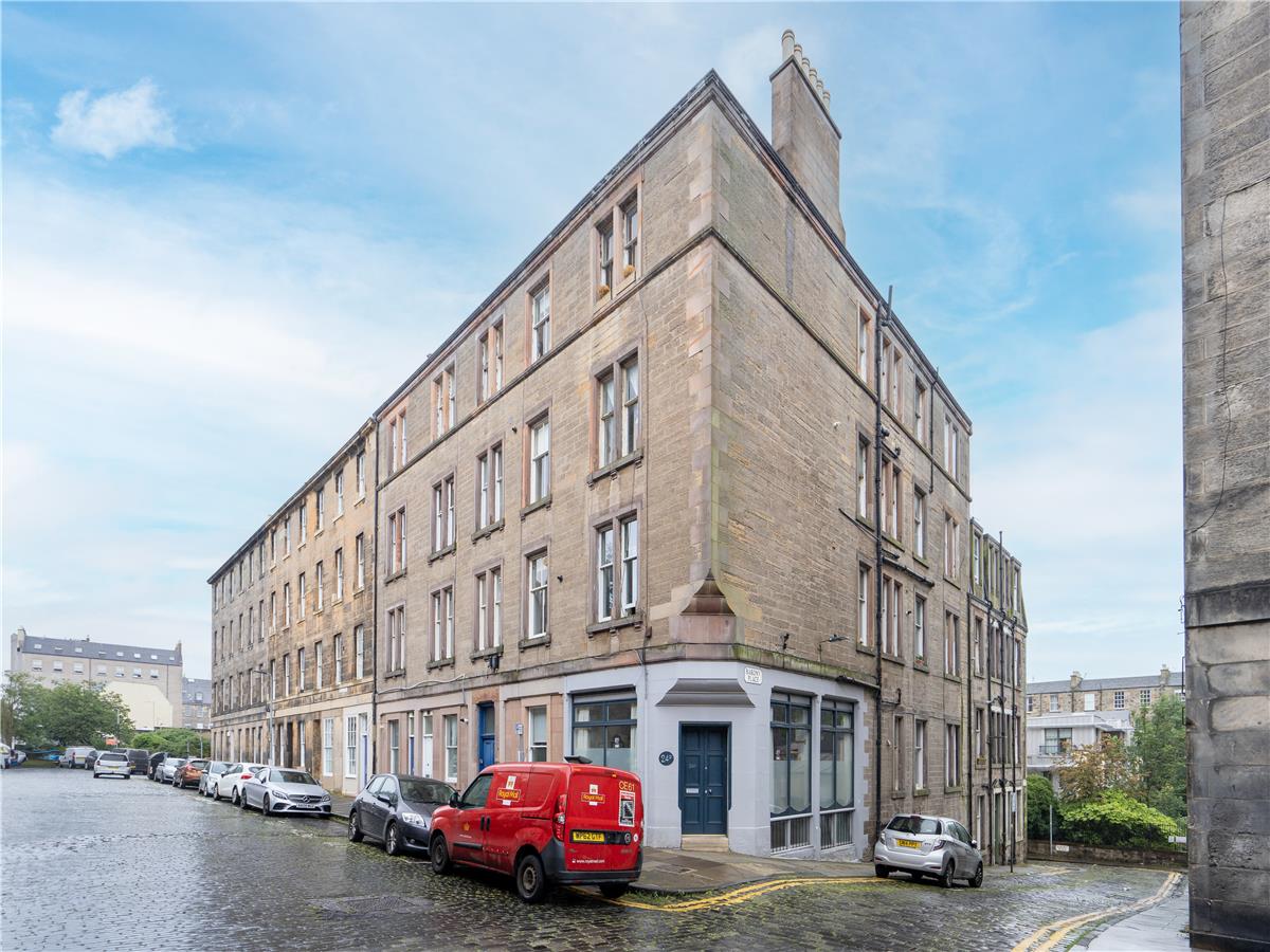 Barony Place